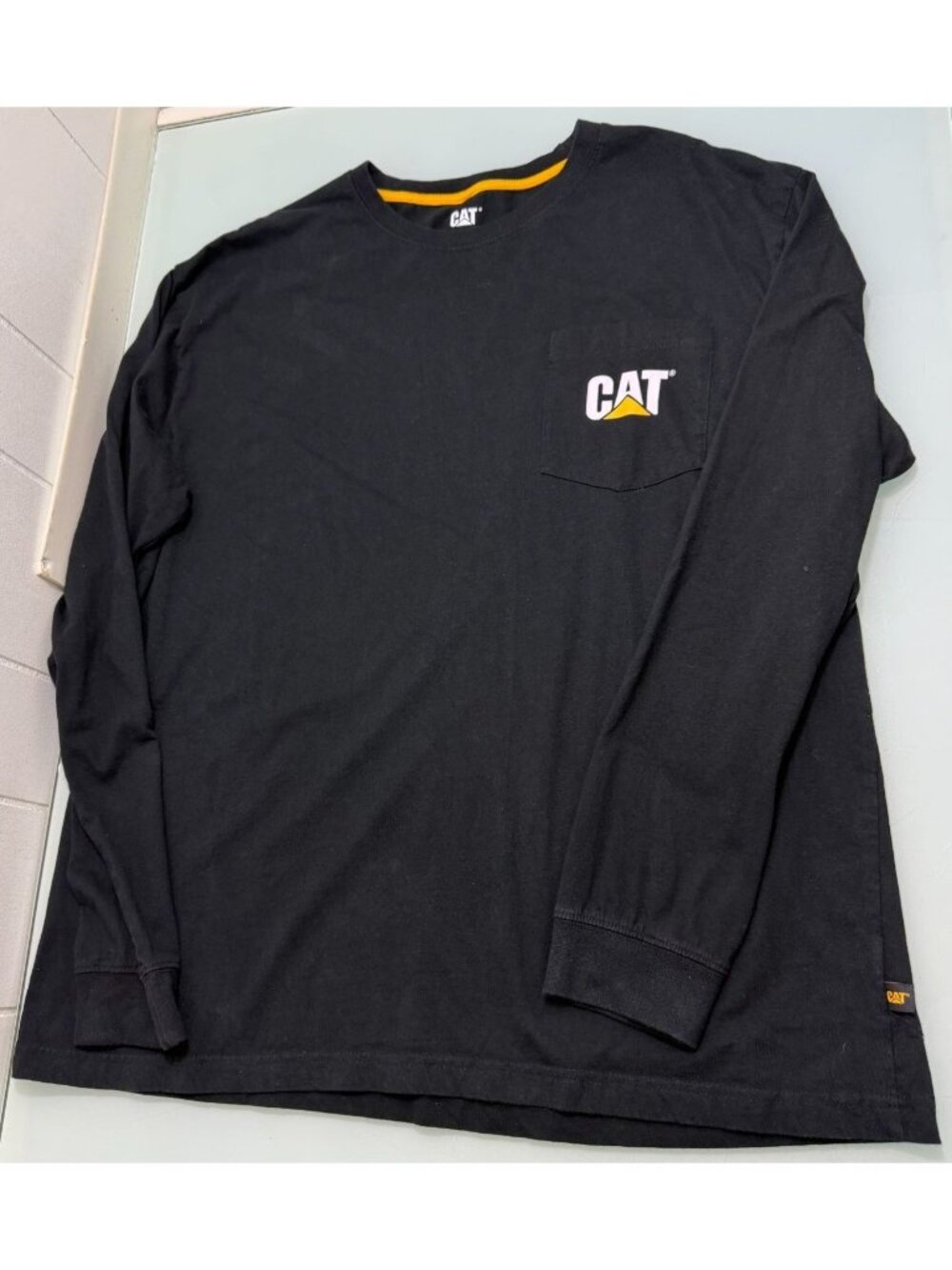 Caterpillar CAT T-Shirt Pocket Tee Mens XL Workwear Crewneck Pullover Black